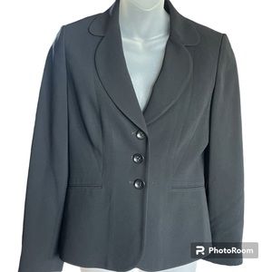 Ann Taylor Petites black blazer size 2P